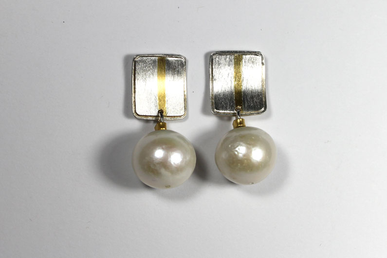 <br />
<b>Warning</b>:  Undefined property: stdClass::$img_alt_tag in <b>/var/www/virtual/galerie-bachperle.de/htdocs/modules/mod_uk_grid/tmpl/default.php</b> on line <b>64</b><br />
